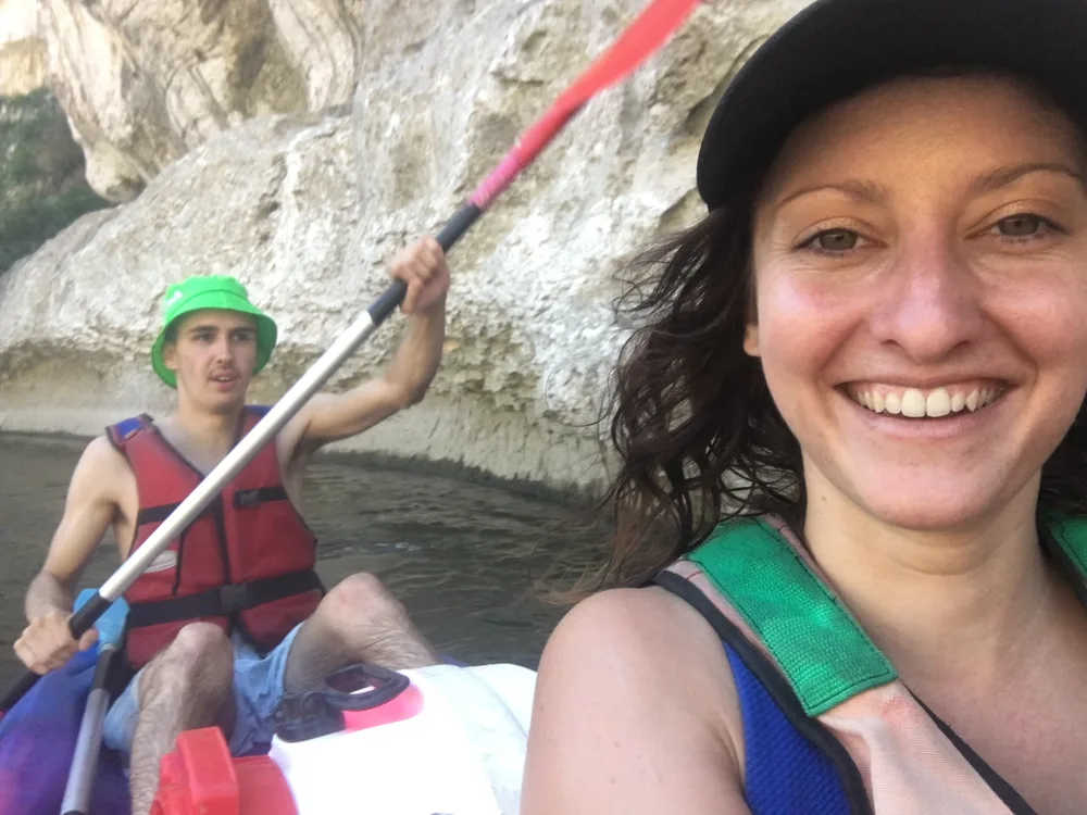 Oriane et Benoit en kayak